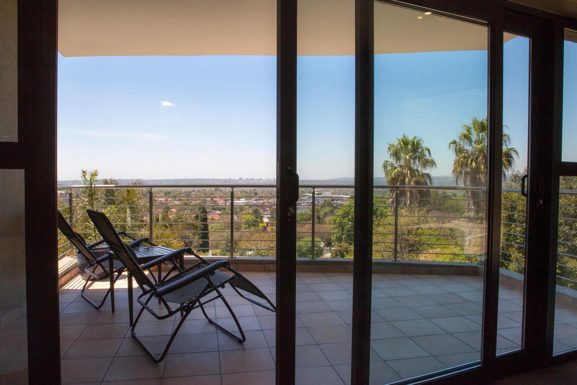 Over The Moon Guesthouse Johannesburg Exteriér fotografie